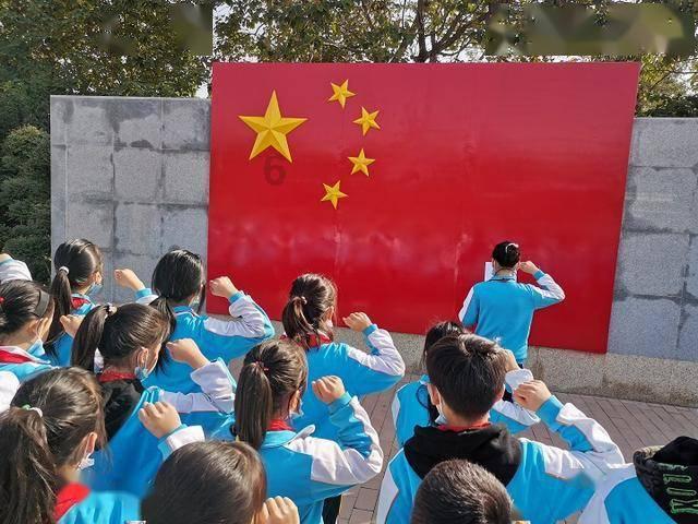 塔河县召开第十一届人大常委会第十八次会议